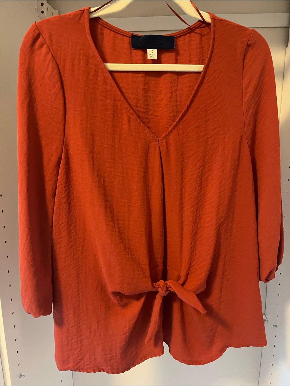 Francesca's Collections Rust Tie-Front V-Neck Long Sleeve Top